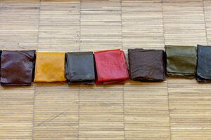 Ritorneremo (trovata di portafogli) di Valerio Nicolai